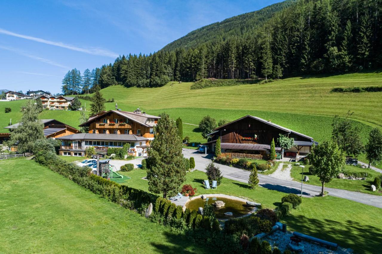 Oberjahrl Hotel Ahrntal ภายนอก รูปภาพ