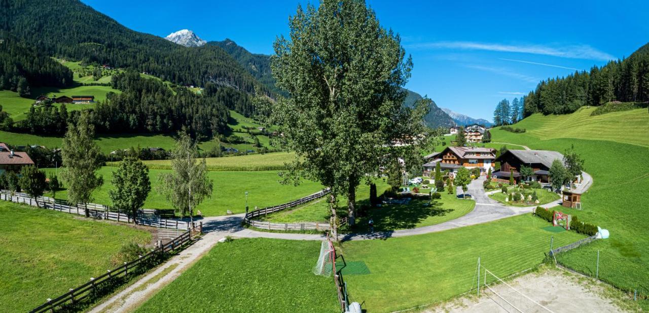 Oberjahrl Hotel Ahrntal ภายนอก รูปภาพ